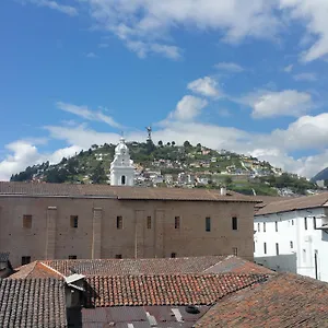 Huasi Continental Quito