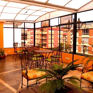 La Carolina Hotel